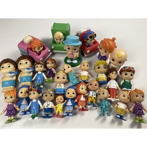 Huge Lot of 27 Cocomelon family & friends figures and cars/vehicles